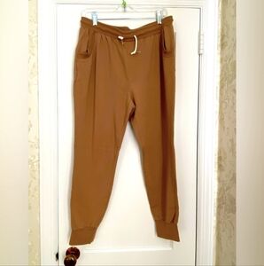 Summersalt Camel Sweat Pants